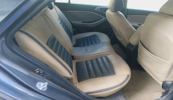 2016 Hyundai Elite i20 ASTA 1.4 CRDI (O), Diesel, Manual, 1,27,875 km, interior