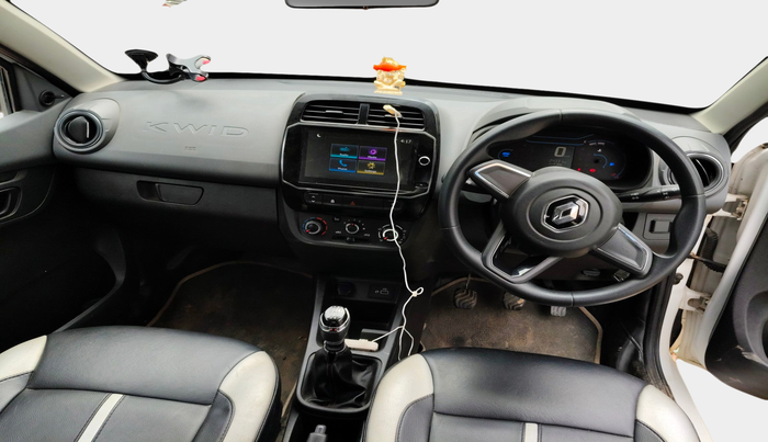 2020 Renault Kwid RXT 1.0 (O), Petrol, Manual, 24,332 km, interior