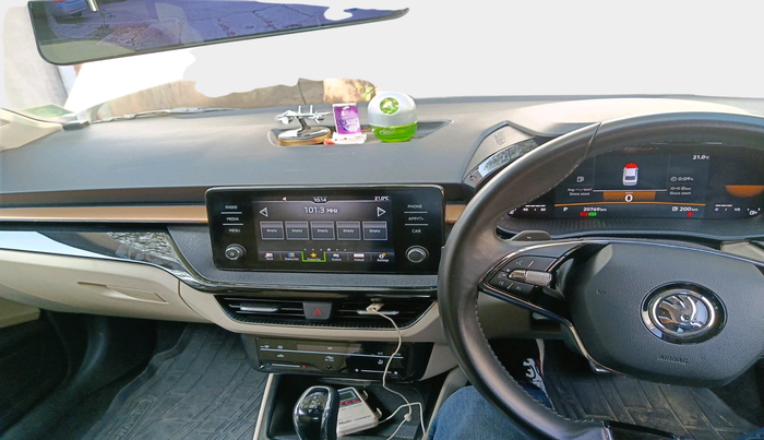 2022 Skoda SLAVIA STYLE 1.0L TSI AT, Petrol, Automatic, 20,769 km, interior