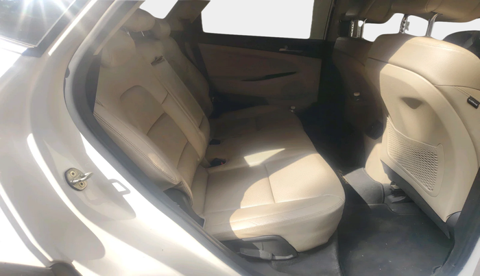 2017 Hyundai Tucson GLS 2WD AT DIESEL, Diesel, Automatic, 70,686 km, interior