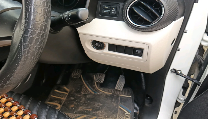2021 Maruti IGNIS ALPHA 1.2, Petrol, Manual, 11,223 km, interior
