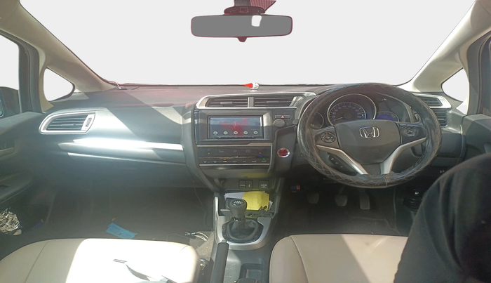 2017 Honda WR-V 1.5L I-DTEC VX MT, Diesel, Manual, 1,03,542 km, interior