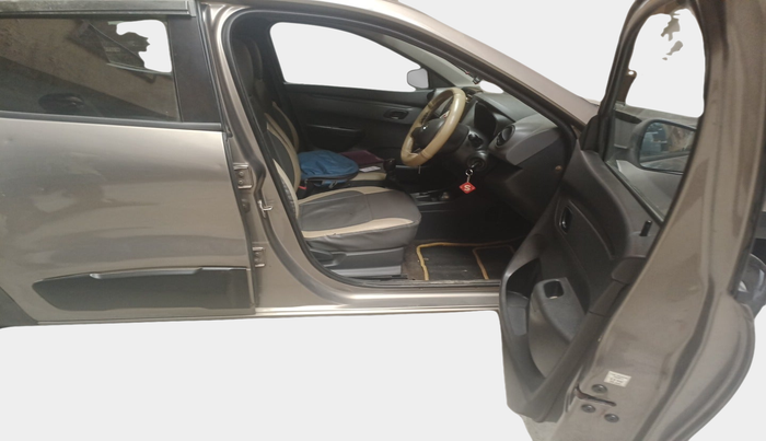 2016 Renault Kwid RXT 0.8, Petrol, Manual, 59,031 km, interior