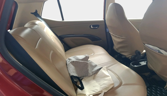 2013 Hyundai i10 MAGNA 1.2, Petrol, Manual, 98,698 km, interior