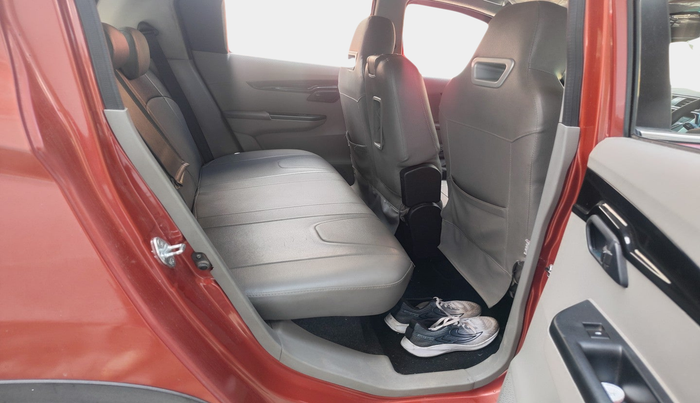 2016 Mahindra Kuv100 K8 6 STR, Petrol, Manual, 26,244 km, interior
