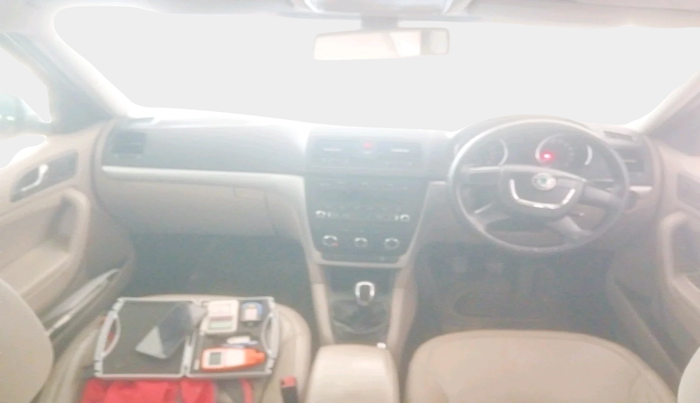 2012 Skoda Yeti AMBIENTE, Diesel, Manual, 1,31,631 km, interior