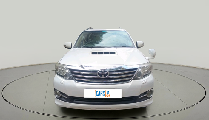 2013 Toyota Fortuner 3.0 4X2 AT, Diesel, Automatic, 2,05,220 km, exterior