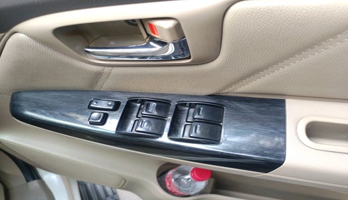 2013 Toyota Fortuner 3.0 4X2 AT, Diesel, Automatic, 2,05,220 km, interior