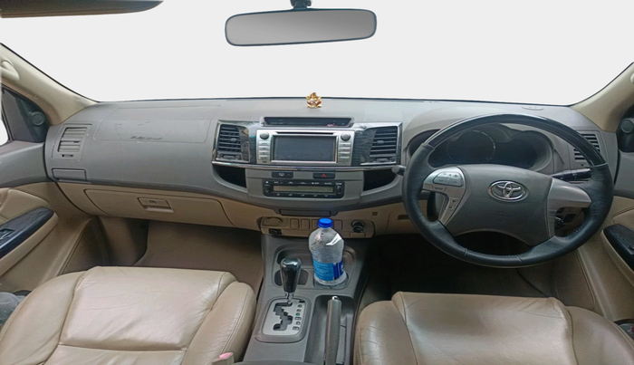 2013 Toyota Fortuner 3.0 4X2 AT, Diesel, Automatic, 2,05,220 km, interior