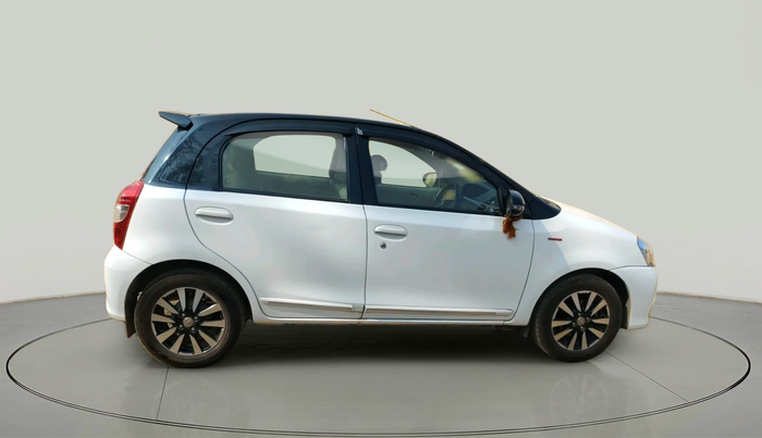 2018 Toyota Etios Liva V, Petrol, Manual, 50,540 km, exterior