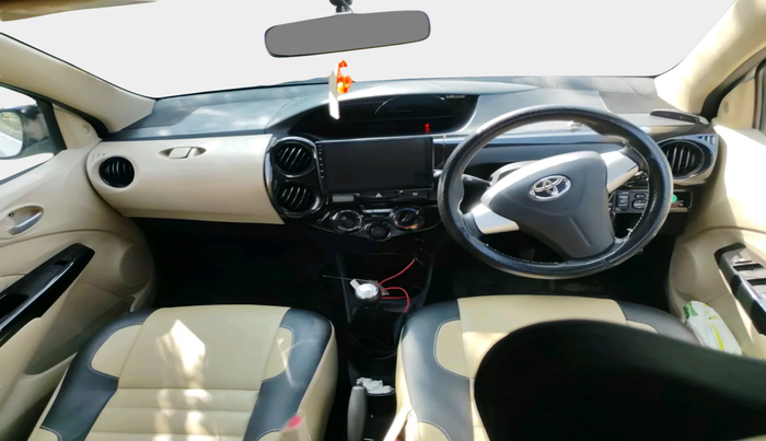 2018 Toyota Etios Liva V, Petrol, Manual, 50,540 km, interior