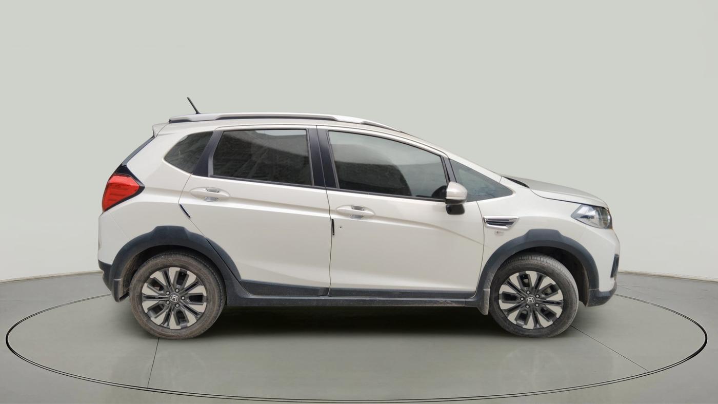 2020 Honda WR-V 1.5L I-DTEC SV MT, Diesel, Manual, 33,864 km, exterior