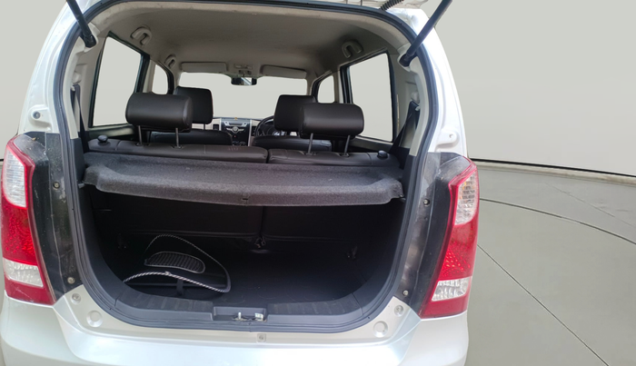 2015 Maruti Wagon R 1.0 VXI, Petrol, Manual, 50,243 km, exterior