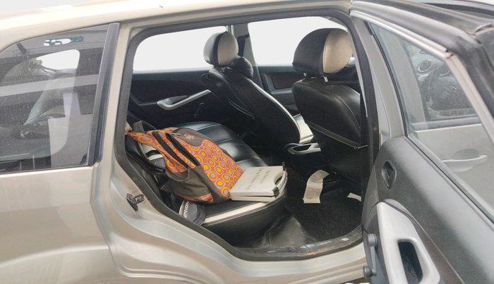 2011 Ford Figo TITANIUM 1.2 PETROL, Petrol, Manual, 80,416 km, interior