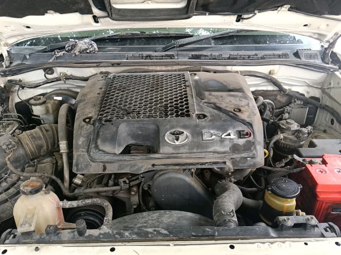 2014 Toyota Fortuner 3.0 4X2 AT, Diesel, Automatic, 2,15,035 km, exterior