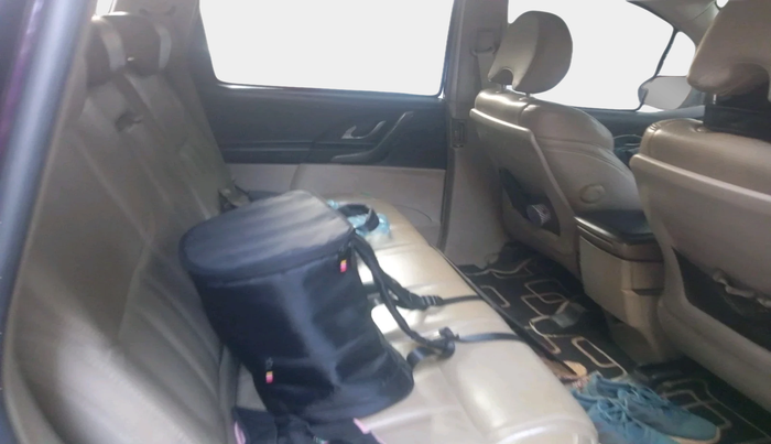 2017 Mahindra XUV500 W10, Diesel, Manual, 62,331 km, interior