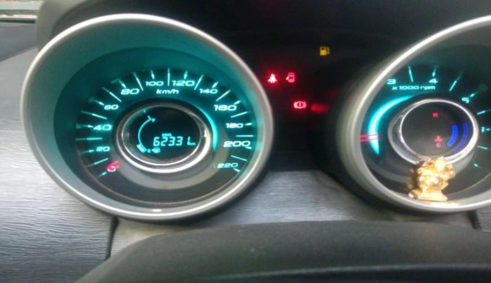 2017 Mahindra XUV500 W10, Diesel, Manual, 62,331 km, interior