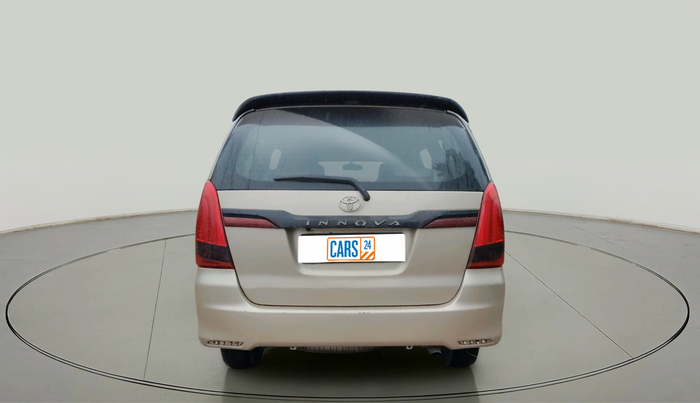 2013 Toyota Innova 2.5 VX 7 STR, Diesel, Manual, 1,28,615 km, exterior