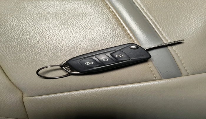 2018 Tata Tiago XT PETROL, Petrol, Manual, 67,449 km, interior