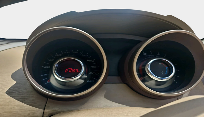 2013 Mahindra XUV500 W8, Diesel, Manual, 81,083 km, interior