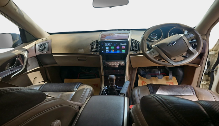 2013 Mahindra XUV500 W8, Diesel, Manual, 81,083 km, interior