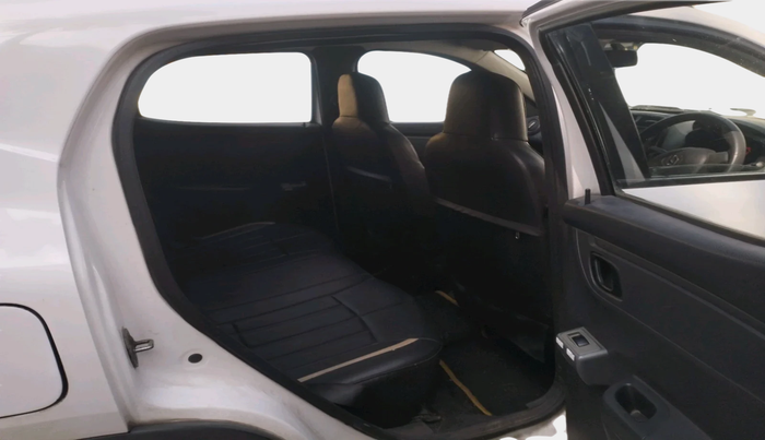 2016 Renault Kwid RXT 0.8, Petrol, Manual, 49,698 km, interior