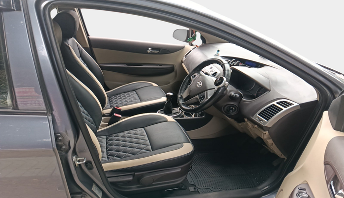 2011 Hyundai i20 ASTA 1.2, Petrol, Manual, 79,953 km, interior