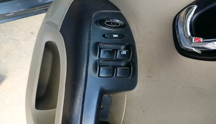 2012 Hyundai i10 MAGNA 1.2, Petrol, Manual, 89,992 km, interior