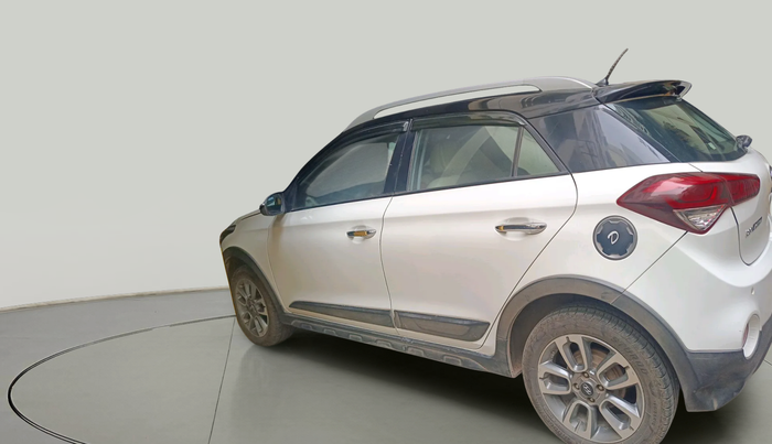 2015 Hyundai i20 Active 1.4 SX, Diesel, Manual, 1,80,159 km, exterior