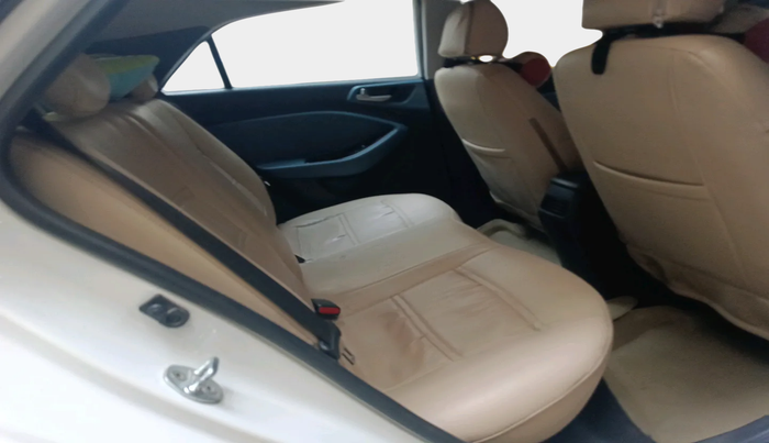 2015 Hyundai i20 Active 1.4 SX, Diesel, Manual, 1,80,159 km, interior