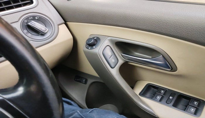 2016 Volkswagen Vento HIGHLINE DIESEL 1.5, Diesel, Manual, 1,67,296 km, interior