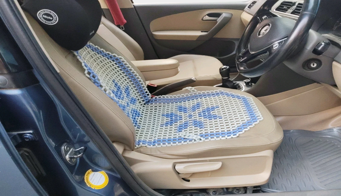 2016 Volkswagen Vento HIGHLINE DIESEL 1.5, Diesel, Manual, 1,67,296 km, interior