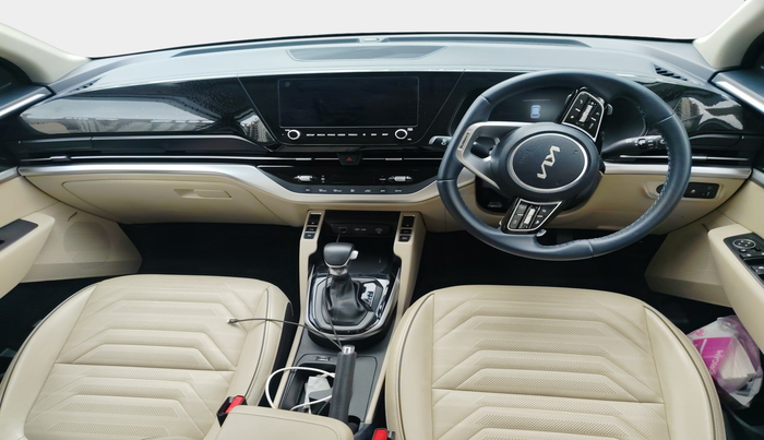 2022 KIA CARENS LUXURY PLUS 1.5 DIESEL AT 7 STR, Diesel, Automatic, 28,452 km, interior