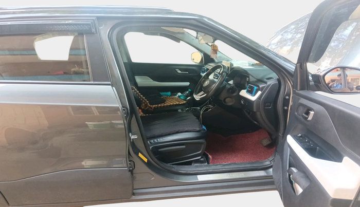 2021 Tata PUNCH CREATIVE  AMT, Petrol, Automatic, 30,857 km, interior