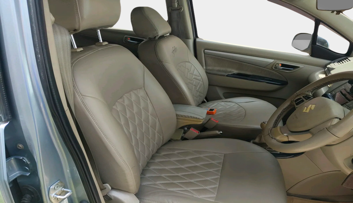 2013 Maruti Ertiga ZDI, Diesel, Manual, 1,61,309 km, interior