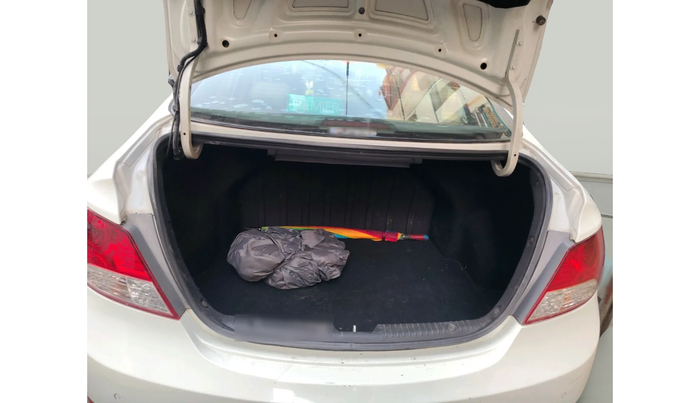 2011 Hyundai Verna FLUIDIC 1.6 VTVT SX OPT, Petrol, Manual, 94,363 km, exterior