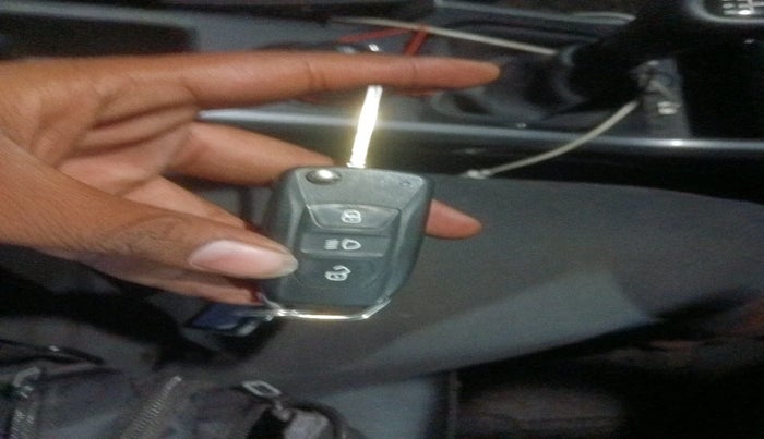 2023 Tata NEXON XM PLUS SUNROOF PETROL, Petrol, Manual, 43,944 km, interior