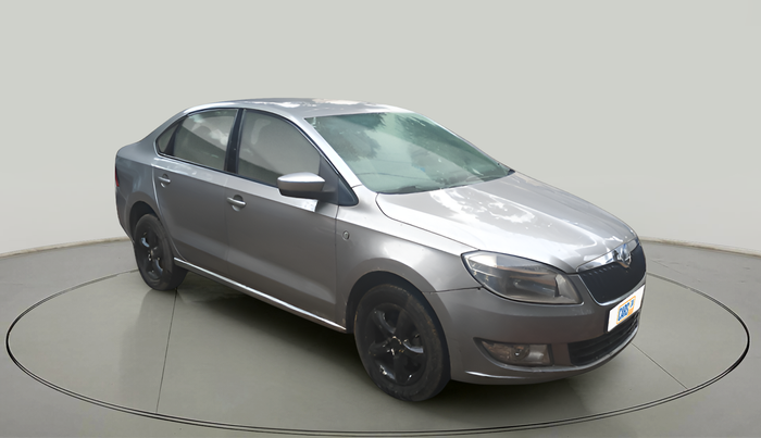 2014 Skoda Rapid AMBITION 1.6 TDI CR MT PLUS, Diesel, Manual, 87,408 km, exterior