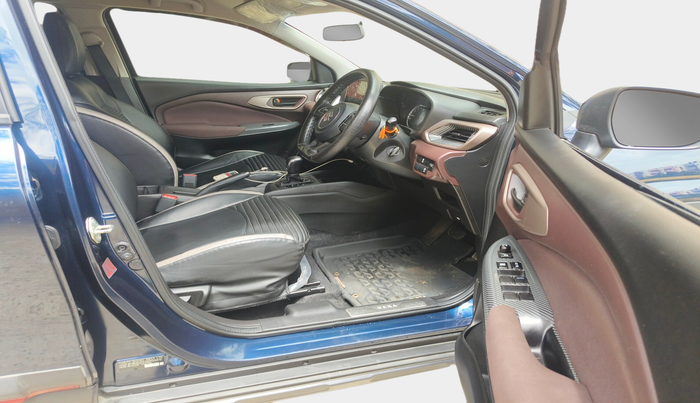 2023 Maruti FRONX DELTA PLUS 1.2L AGS, Petrol, Automatic, 22,783 km, interior