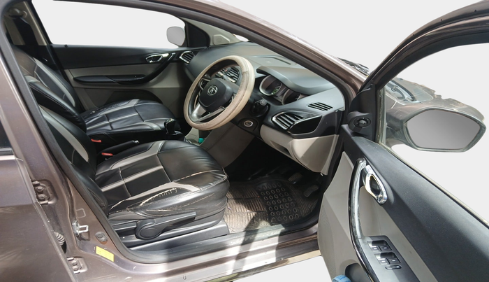 2016 Tata Tiago XZ PETROL, Petrol, Manual, 73,416 km, interior