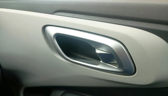 2023 Hyundai GRAND I10 NIOS SPORTZ AMT 1.2 KAPPA VTVT, Petrol, Automatic, 9,350 km, interior