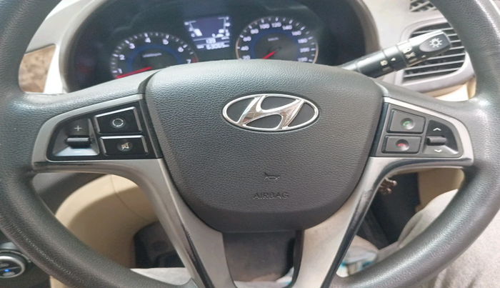 2017 Hyundai Verna 1.6 VTVT SX, Petrol, Manual, 63,065 km, interior