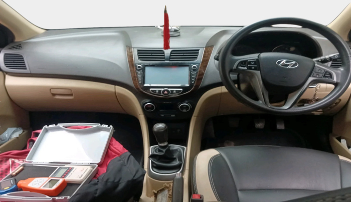 2017 Hyundai Verna 1.6 VTVT SX, Petrol, Manual, 63,065 km, interior