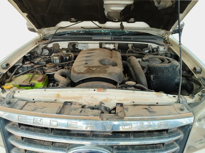 2012 Ford Endeavour 3.0L 4X4 AT, Diesel, Automatic, 81,853 km, exterior