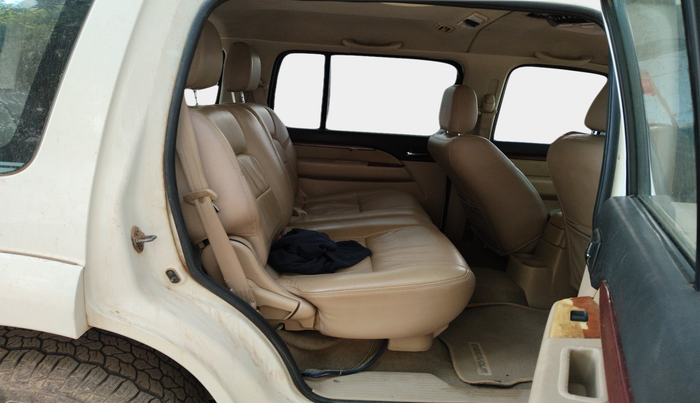 2012 Ford Endeavour 3.0L 4X4 AT, Diesel, Automatic, 81,853 km, interior