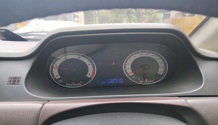 2014 Tata Aria PRIDE 4X4, Diesel, Manual, 1,75,653 km, interior