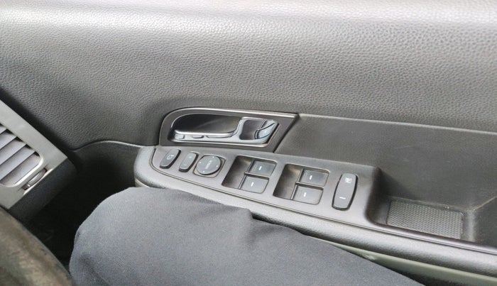 2014 Tata Aria PRIDE 4X4, Diesel, Manual, 1,75,653 km, interior