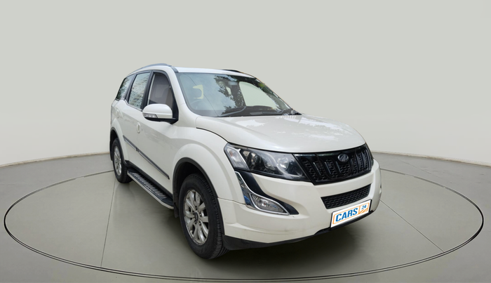 2015 Mahindra XUV500 W10 1.99, Diesel, Manual, 1,49,255 km, exterior