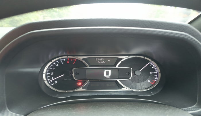 2019 Nissan Kicks XV 1.5, Petrol, Manual, 87,483 km, interior