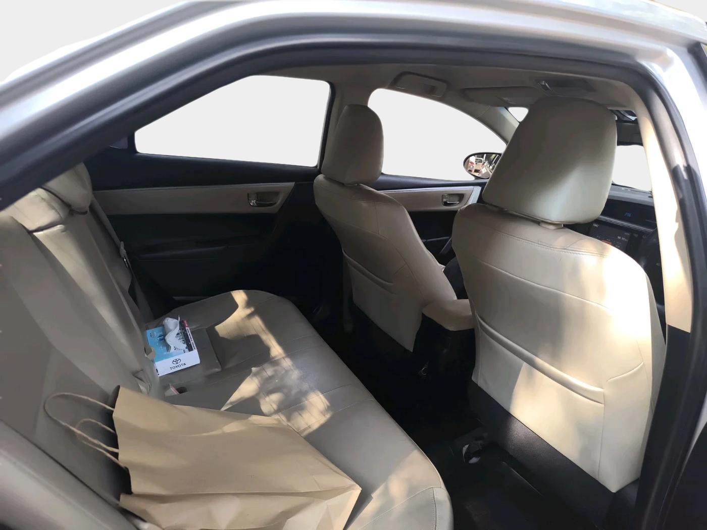 2014 Toyota Corolla Altis GL DIESEL, Diesel, Manual, 1,64,228 km, interior